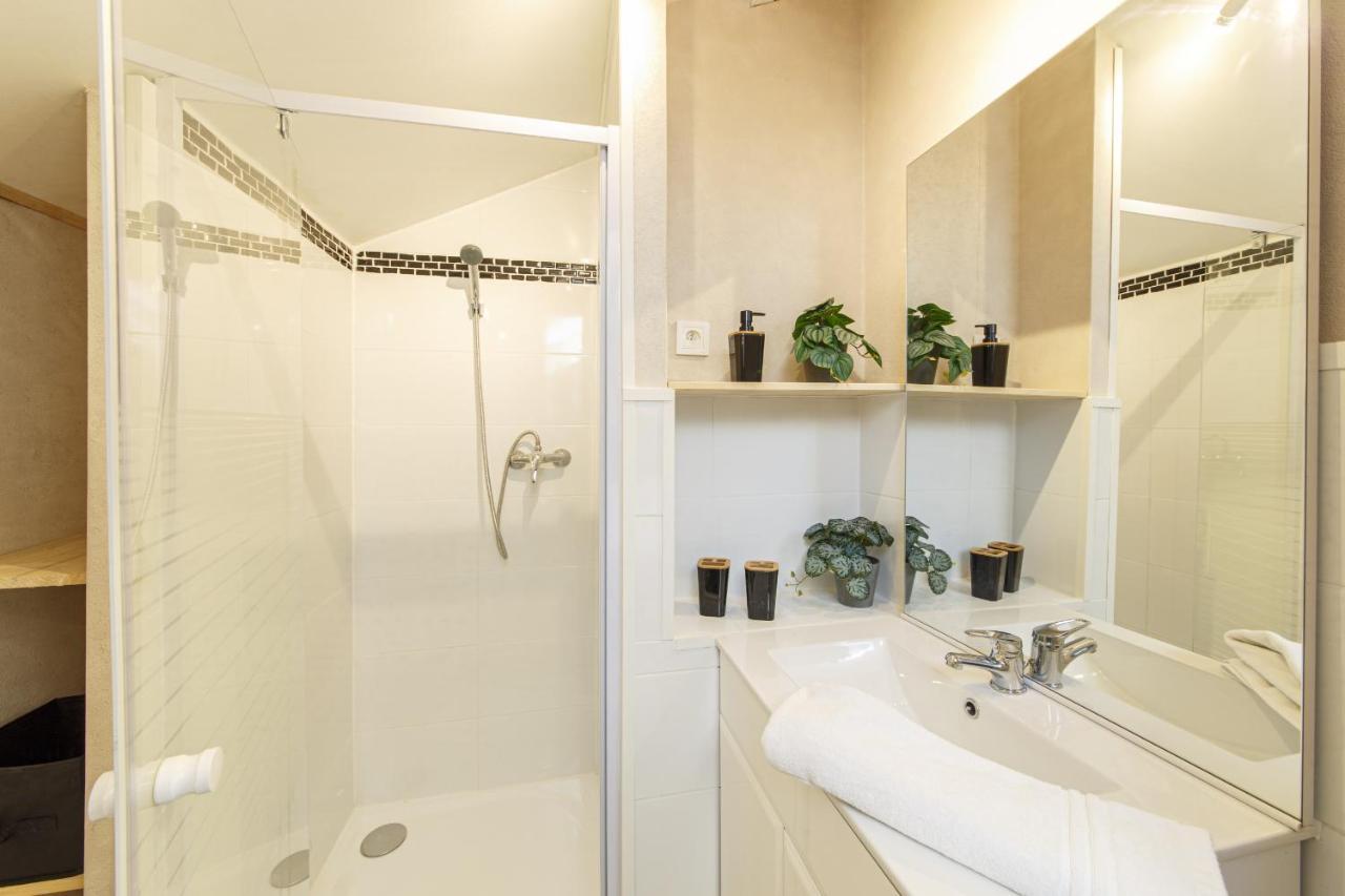 Le Patio - Duplex Verdoyant Proche Centre-Ville Ανζέρ Εξωτερικό φωτογραφία